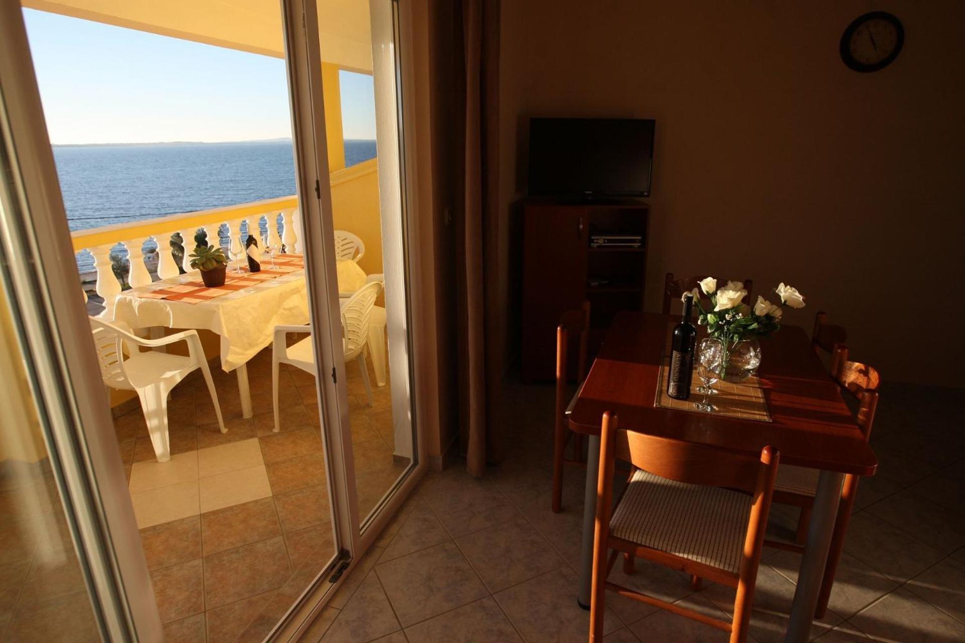 Apartments Mladen Vrsi Zewnętrze zdjęcie